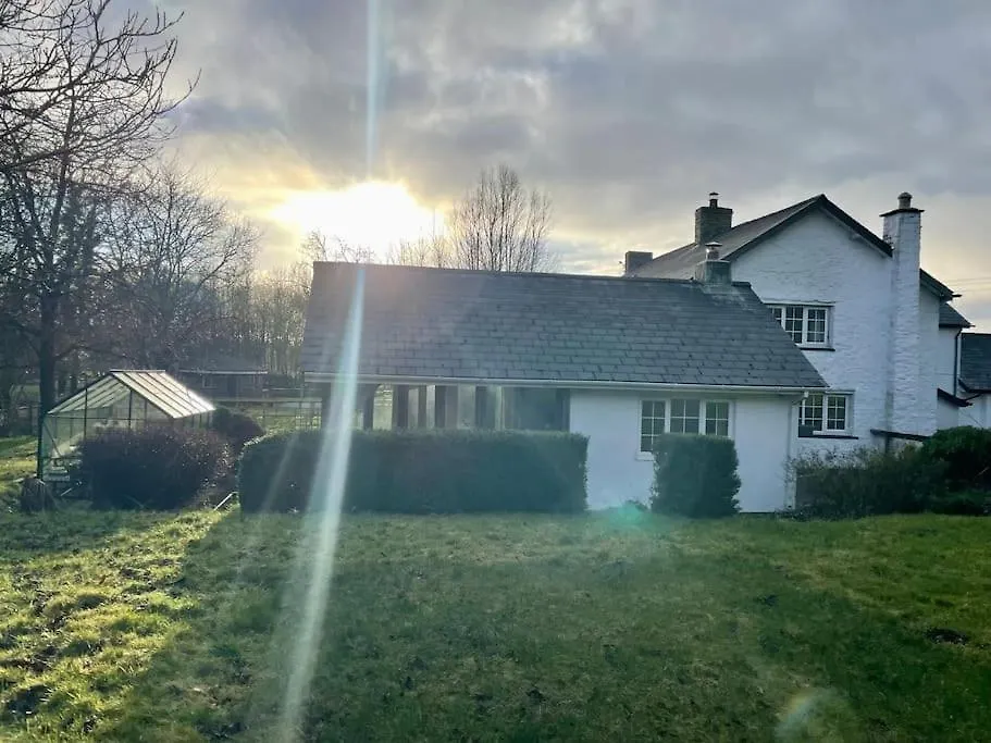 Holiday home Entire Country Farmhouse Cardiff