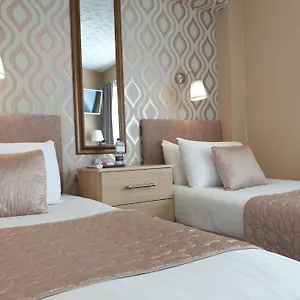 Corona Blackpool 4*, Blackpool United Kingdom